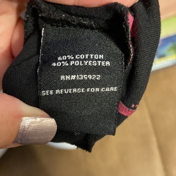 𝅺GIRLS with Guns Racerback black and pink deer skull Tank top - Picture 6 of 6